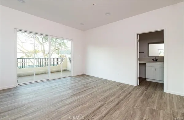 $749,000 | 5502 East Los Angeles Avenue, Unit 4, Simi Valley, CA 93063