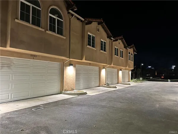 $749,000 | 5502 East Los Angeles Avenue, Unit 4, Simi Valley, CA 93063