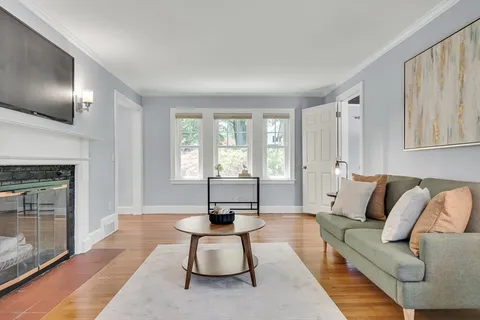 $874,900 | 16 Roundwood Road, Newton, MA 02464