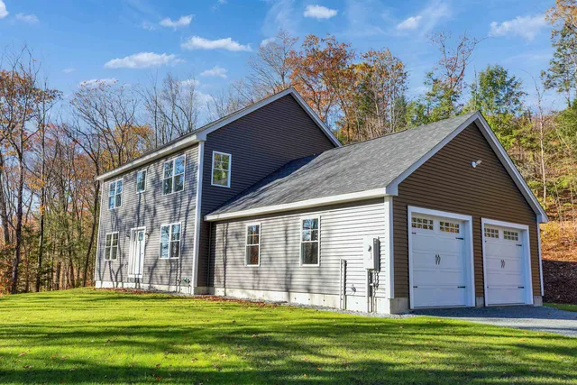 $3,000 | 231 Putnam Hill Road, Lyndeborough, NH 03082