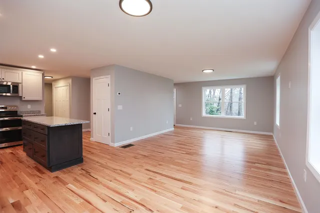 $3,000 | 231 Putnam Hill Road, Lyndeborough, NH 03082