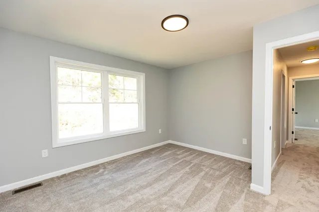 $3,000 | 231 Putnam Hill Road, Lyndeborough, NH 03082