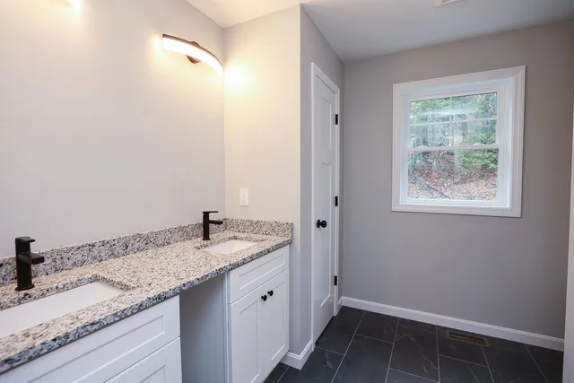 $3,000 | 231 Putnam Hill Road, Lyndeborough, NH 03082