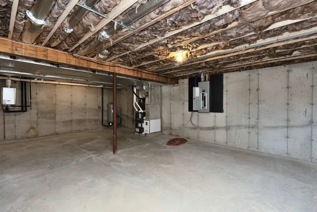 $3,000 | 231 Putnam Hill Road, Lyndeborough, NH 03082