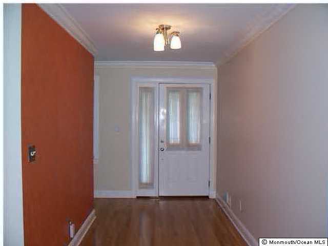 33 Rivington Avenue West Long Branch, NJ 07764 - Photo 2 of 3