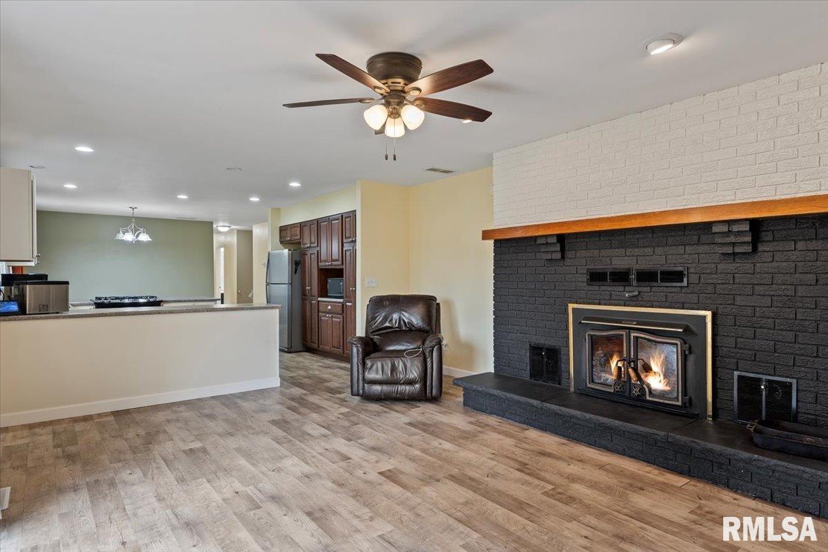 9 Acadia Court Springfield, IL 62712 - Photo 18 of 46