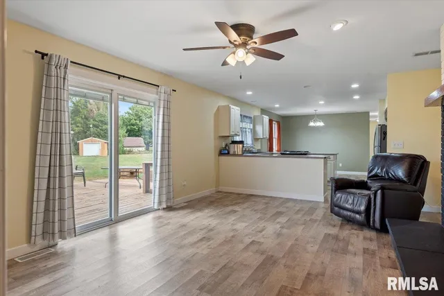 $275,000 | 9 Acadia Court, Springfield, IL 62712