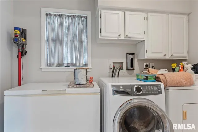 $275,000 | 9 Acadia Court, Springfield, IL 62712