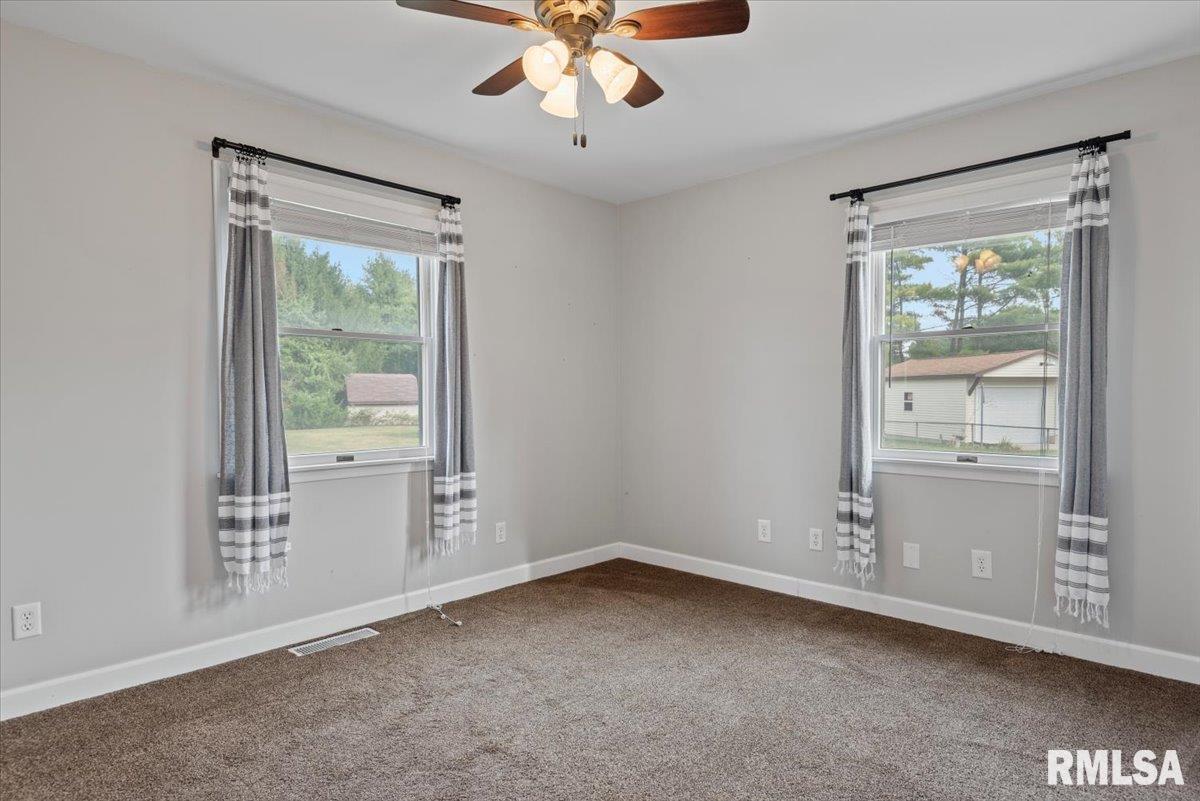 9 Acadia Court Springfield, IL 62712 - Photo 28 of 46