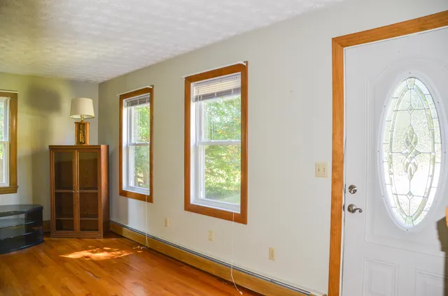 $389,900 | 499 West River Road, Augusta, ME 04330