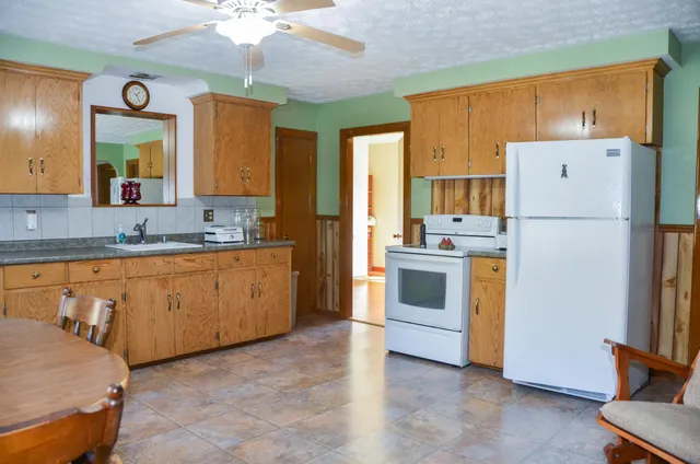 $389,900 | 499 West River Road, Augusta, ME 04330