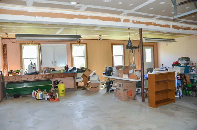 $389,900 | 499 West River Road, Augusta, ME 04330