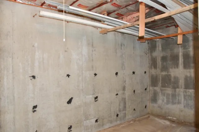 $389,900 | 499 West River Road, Augusta, ME 04330