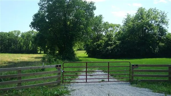 $1,400,000 | Blue Mills Road, Independence, MO 64058