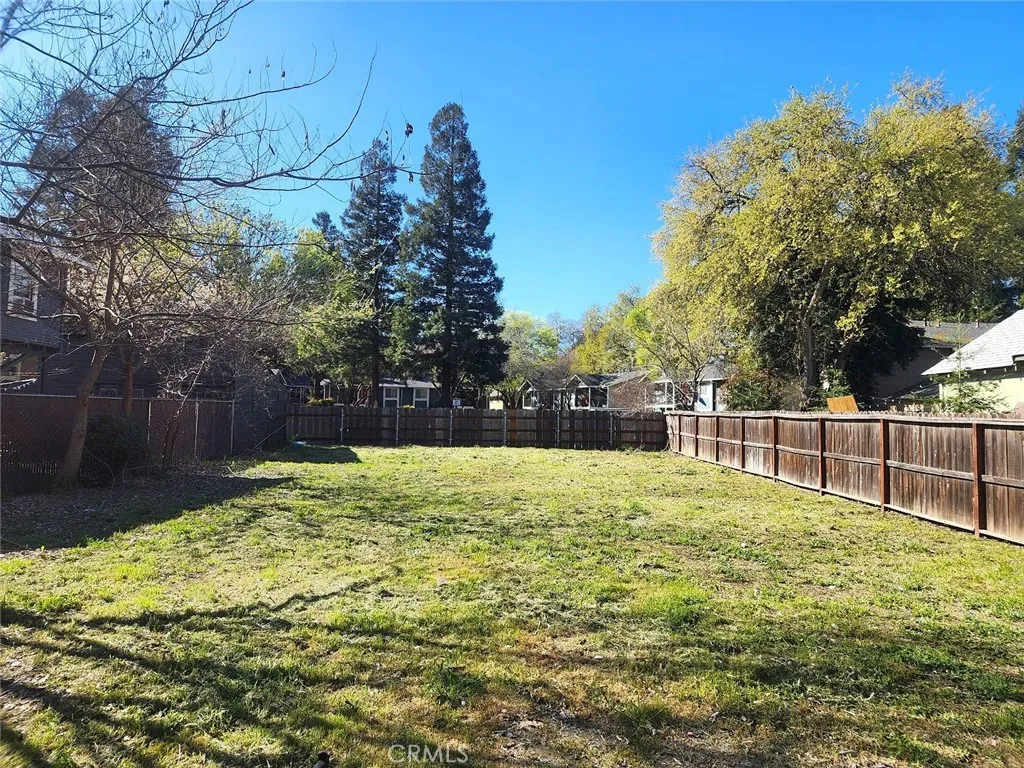 0 West 7th Chico, CA 95928 - Photo 1 of 2 a view of a backyard