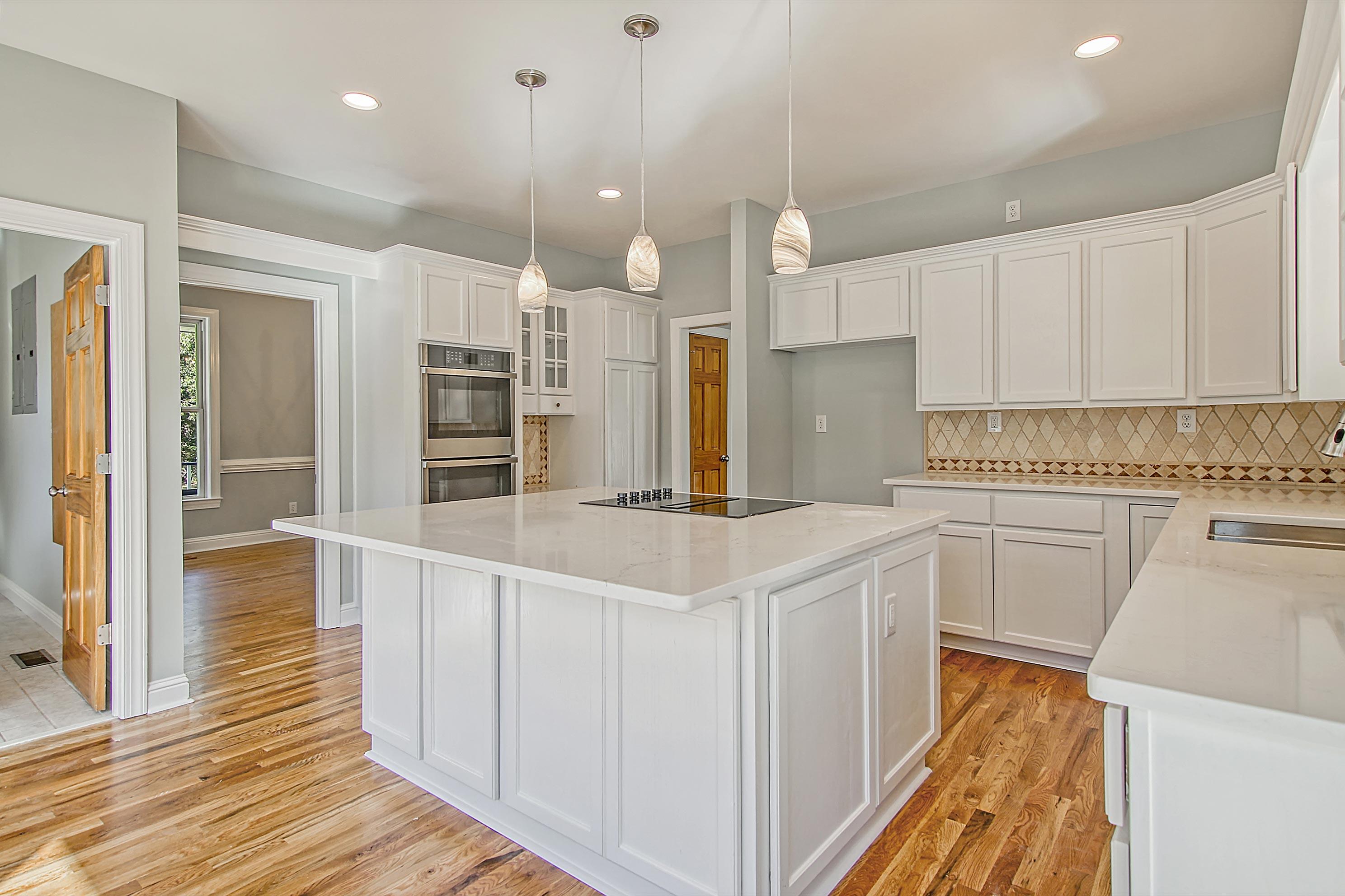 5690 Captain Kidd Road Hollywood, SC 29449 - Photo 14 of 67 Kitchen