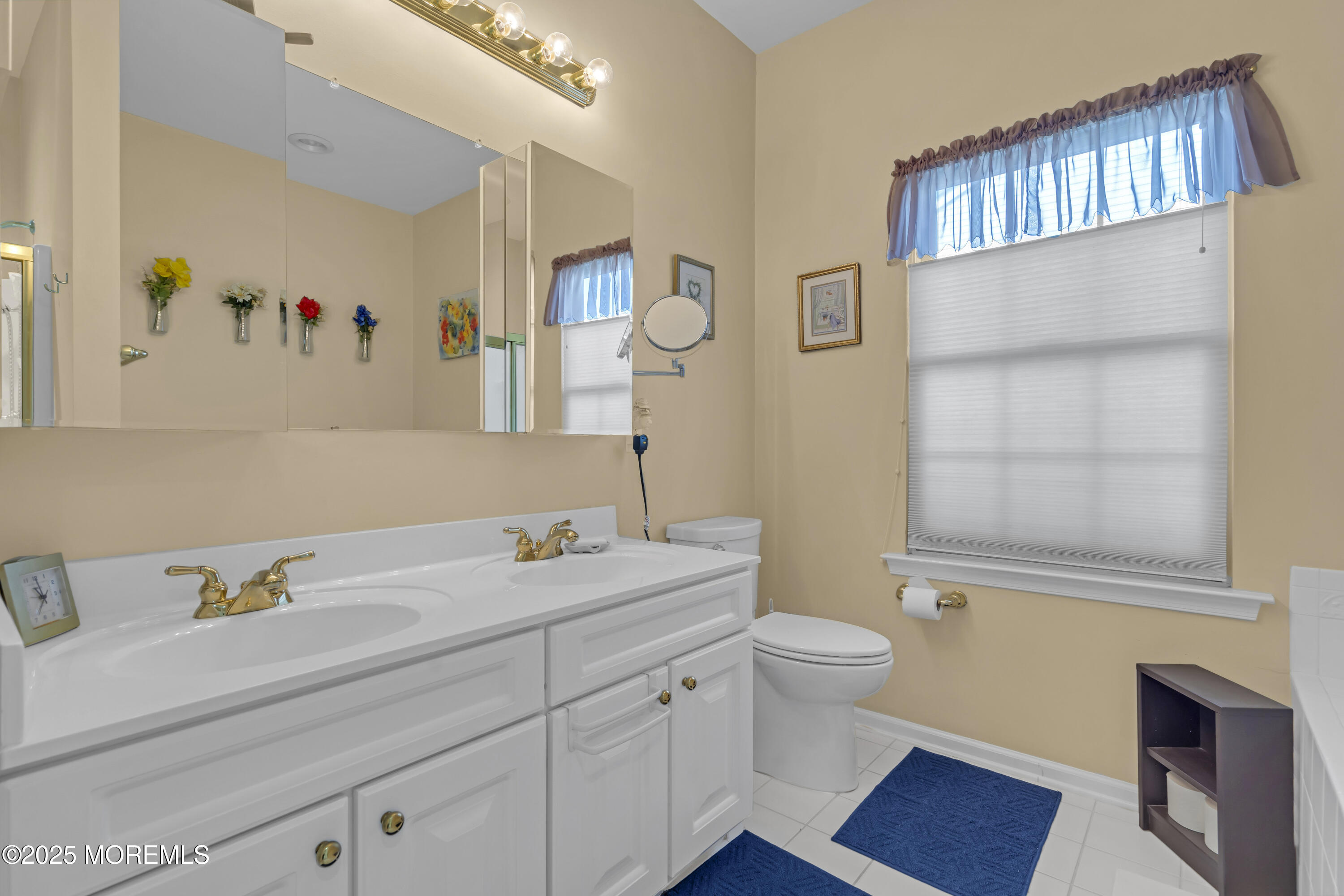 54 Pancoast Road Waretown, NJ 08758 - Photo 25 of 33 PRIM SUITE FULL BATH