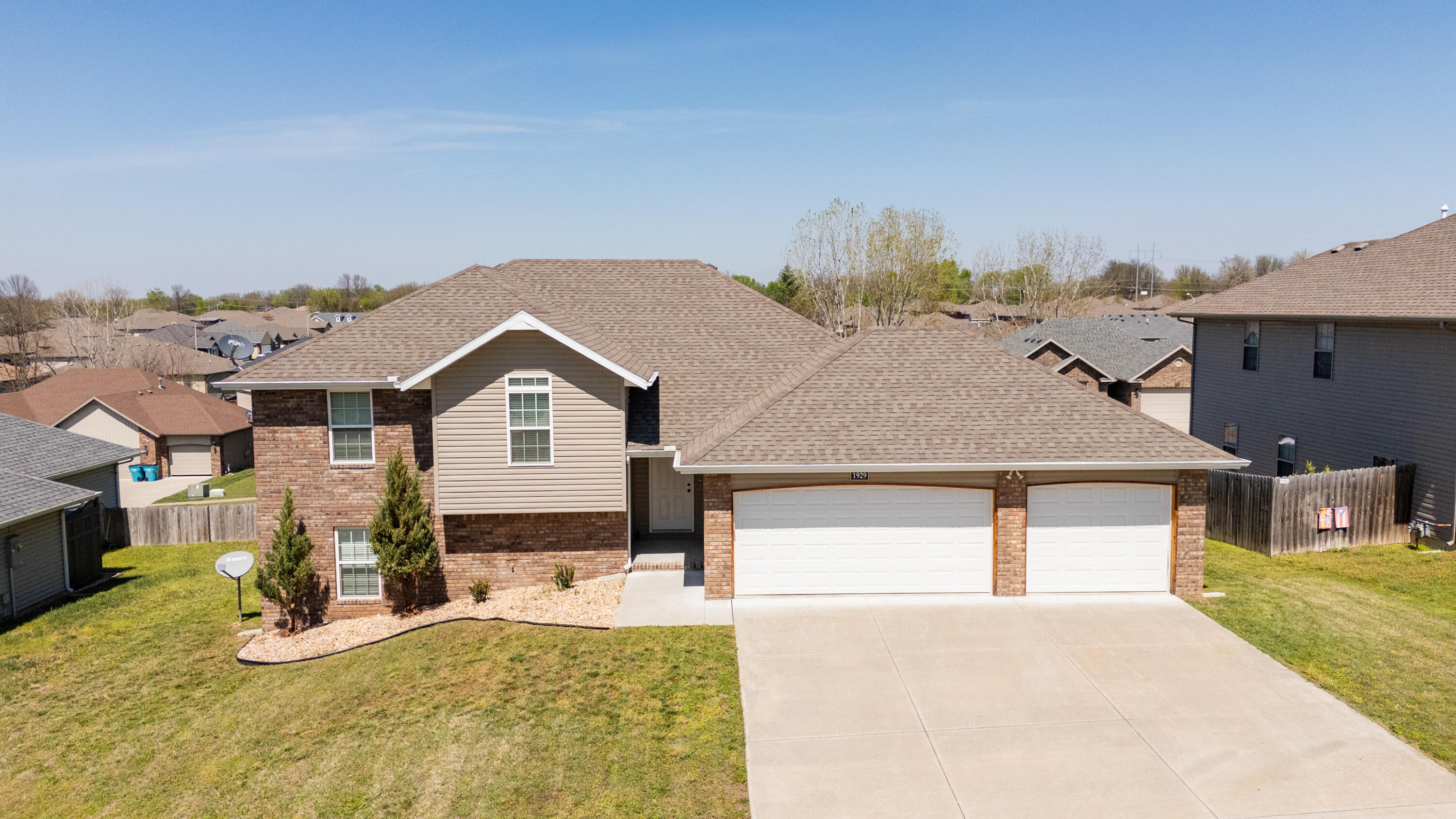 1929 West Springdale Street Springfield, MO 65803 - Photo 1 of 1 1929WSpringdaleStDrone-2