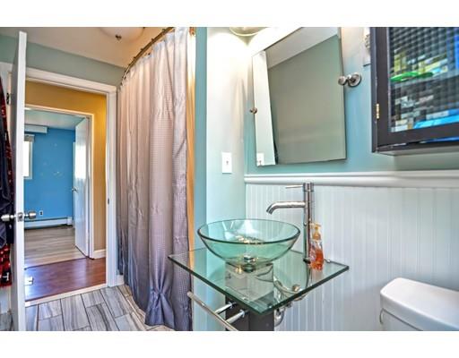7 Rosslare Road Framingham, MA 01701 - Photo 12 of 28 Gallery Image 12