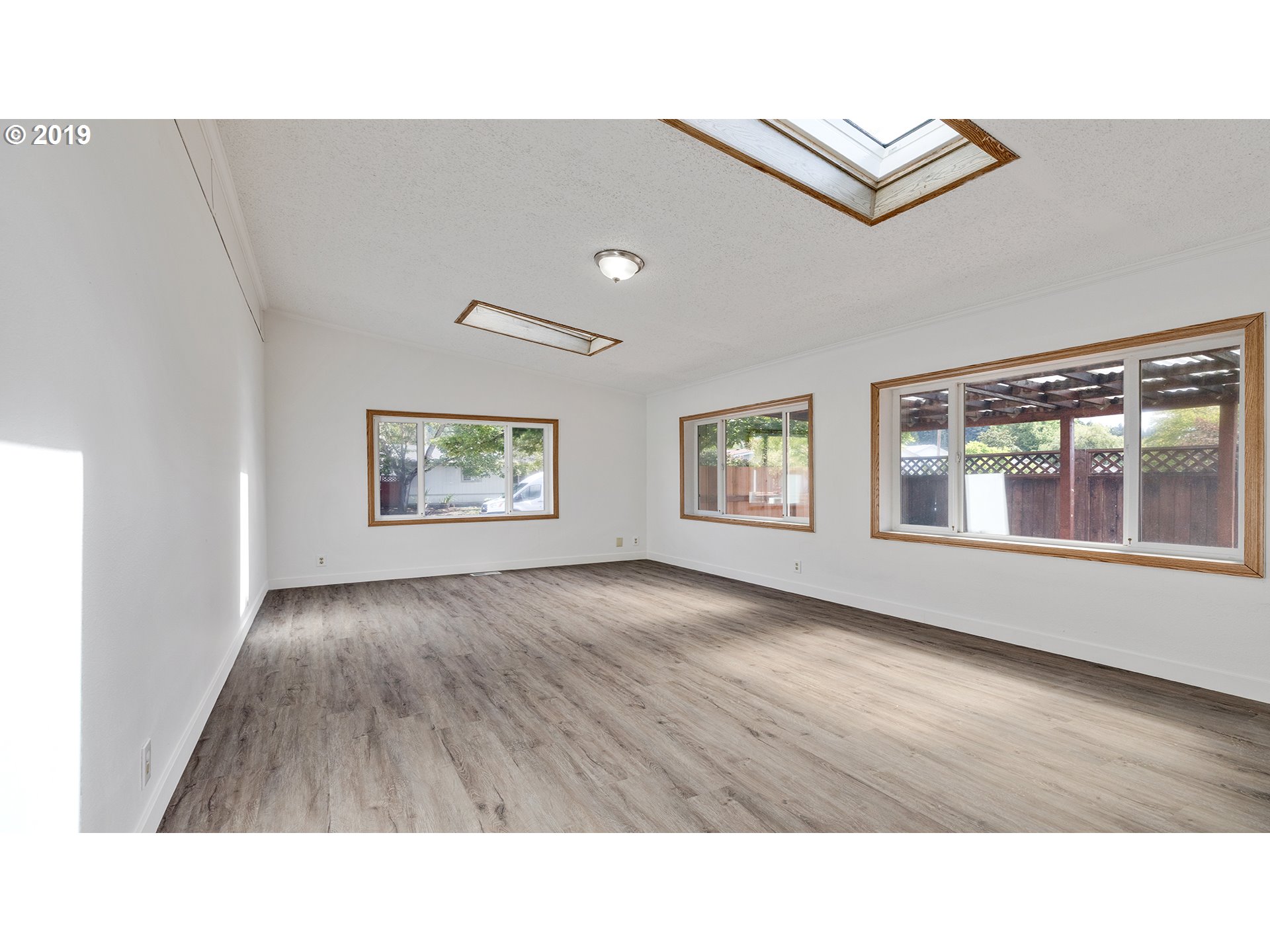 5799 Kalmia Lane Springfield, OR 97478 - Photo 13 of 30