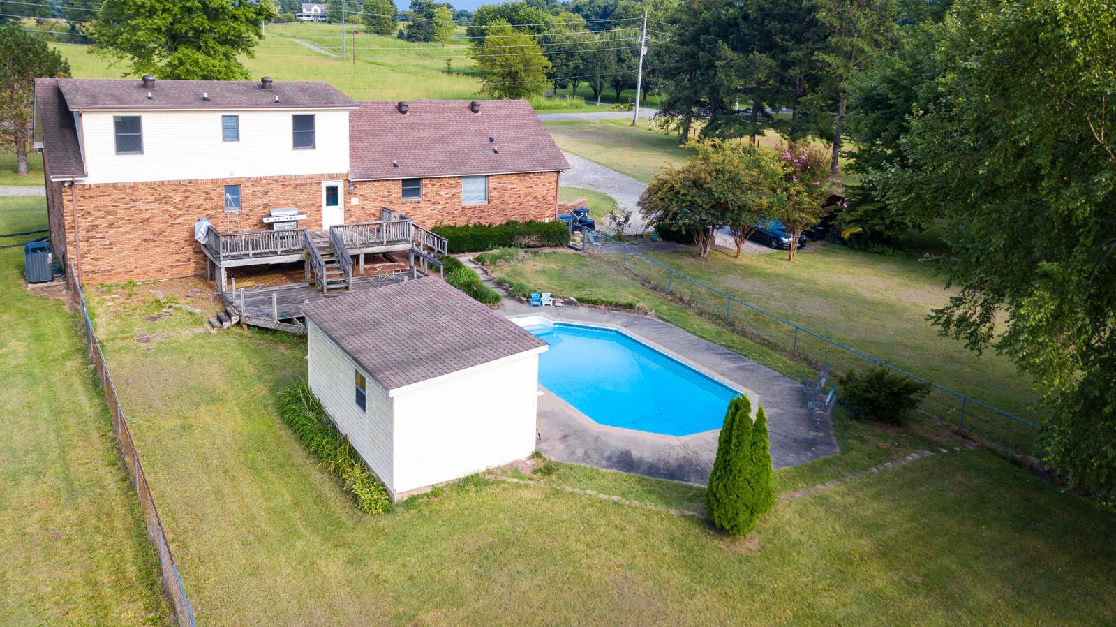 168 Durham Road Clarksville, TN 37043 - Photo 8 of 18 Gallery Image 8
