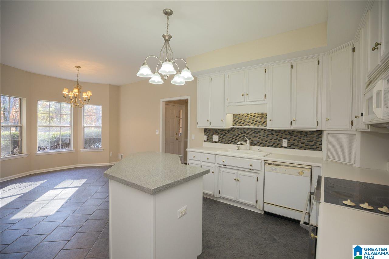 3419 Ridgedale Drive Birmingham, AL 35243 - Photo 9 of 36