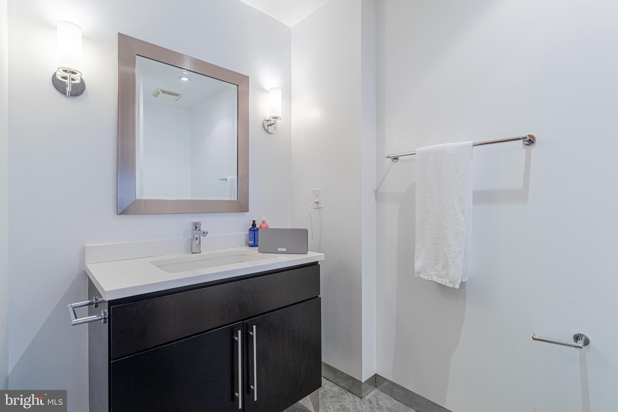 2351 Champlain Street Northwest, Unit C1 Washington, DC 20009 - Photo 23 of 40