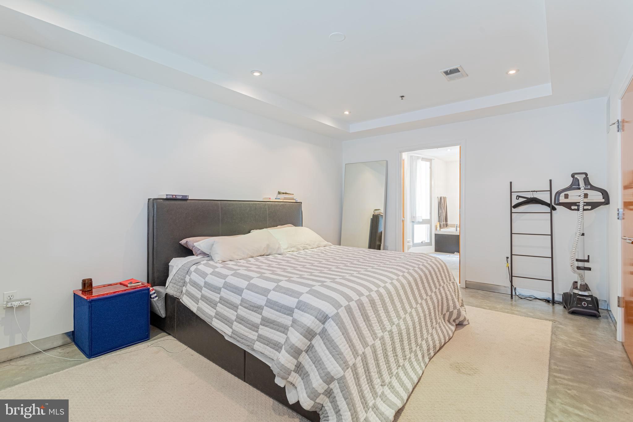 2351 Champlain Street Northwest, Unit C1 Washington, DC 20009 - Photo 26 of 40