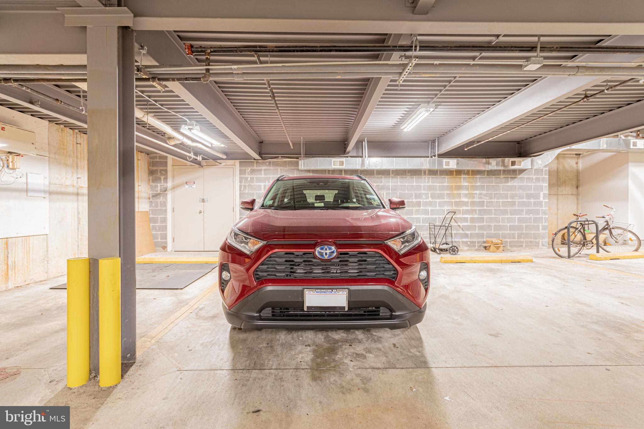 2351 Champlain Street Northwest, Unit C1 Washington, DC 20009 - Photo 30 of 40