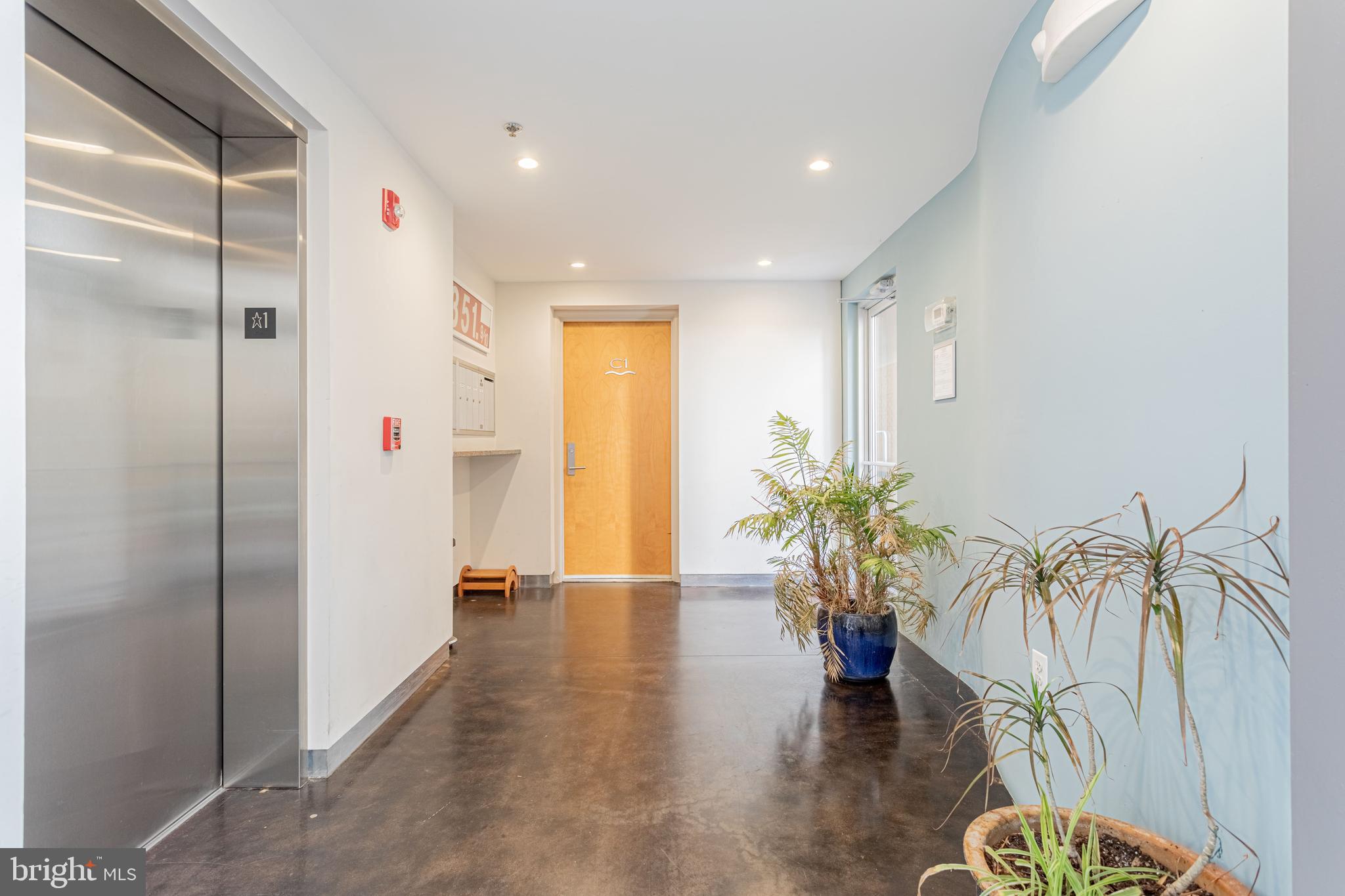 2351 Champlain Street Northwest, Unit C1 Washington, DC 20009 - Photo 32 of 40