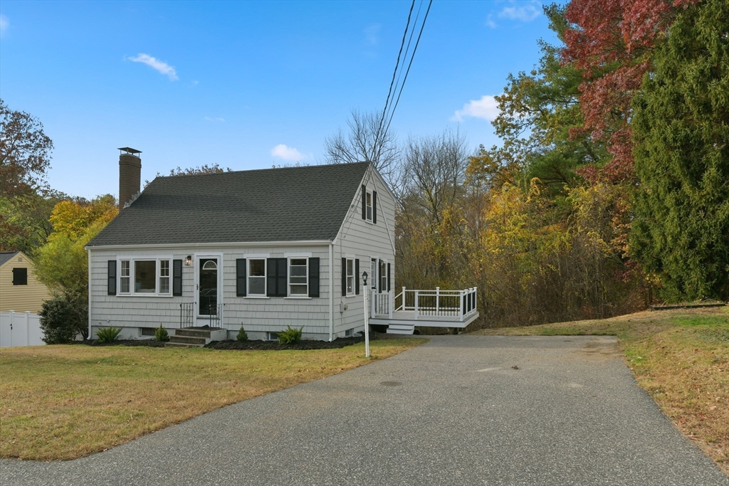 9 Domenica Road Walpole, MA 02081 - Photo 19 of 23 Gallery Image 19