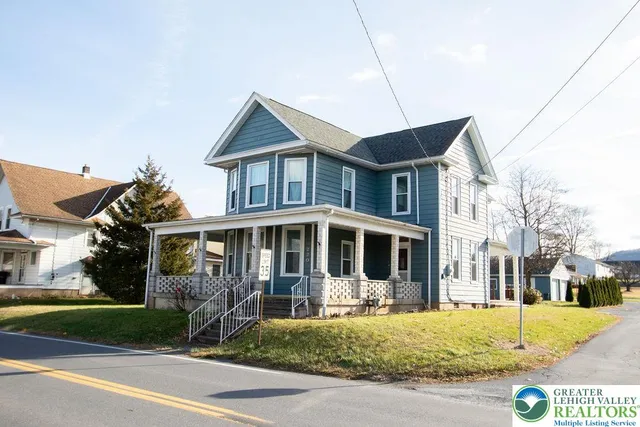 $324,995 | 220 West Main Street, Newmanstown, PA 17073