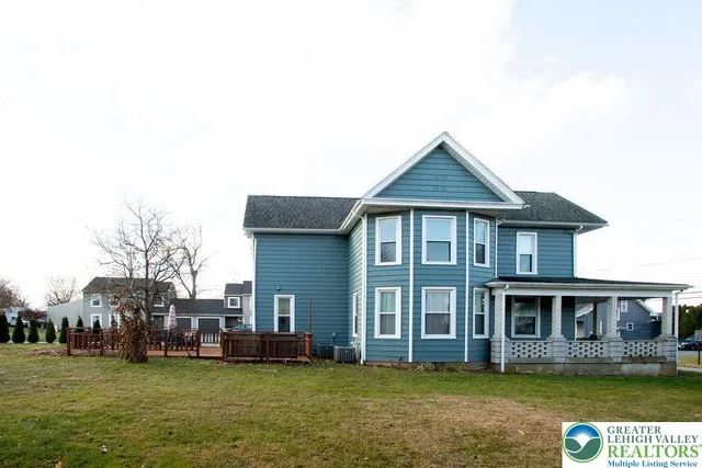 $324,995 | 220 West Main Street, Newmanstown, PA 17073