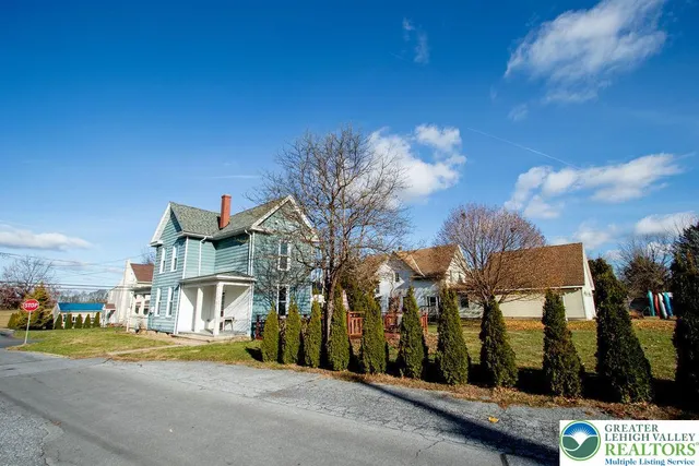 $324,995 | 220 West Main Street, Newmanstown, PA 17073