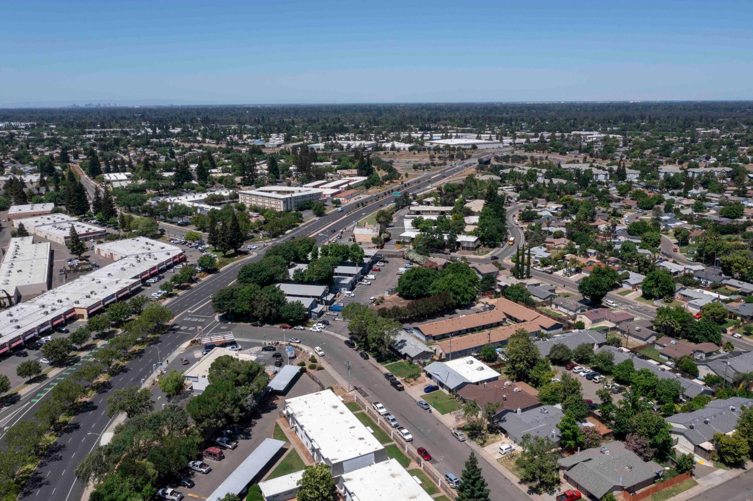 10252 South White Rock Road Rancho Cordova, CA 95670 - Photo 10 of 77