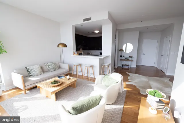 $485,000 | 105 Christina Landing Drive, Wilmington, DE 19801