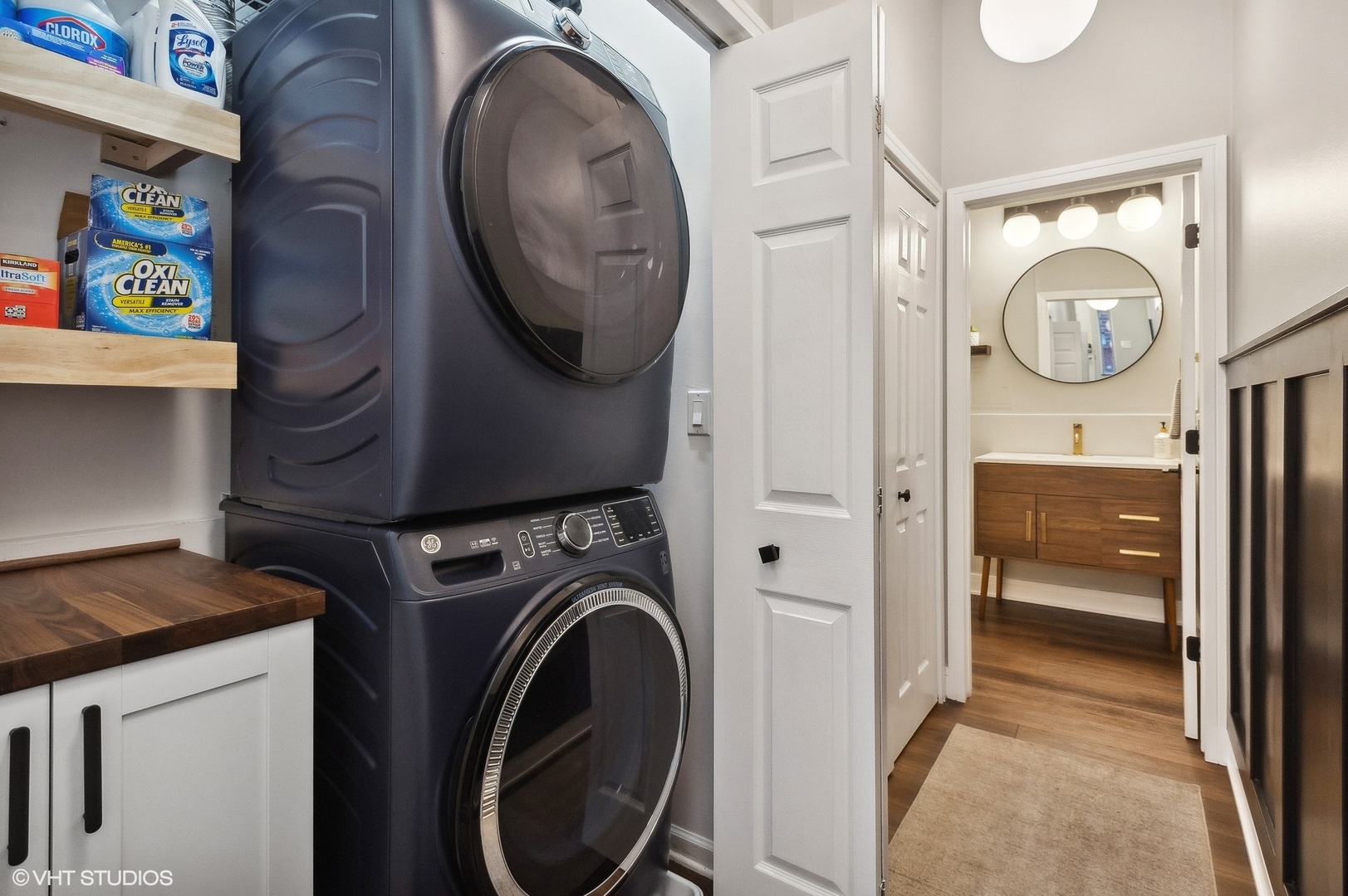 4438 North Racine Avenue, Unit B Chicago, IL 60640 - Photo 25 of 26 a utility room with dryer and washer