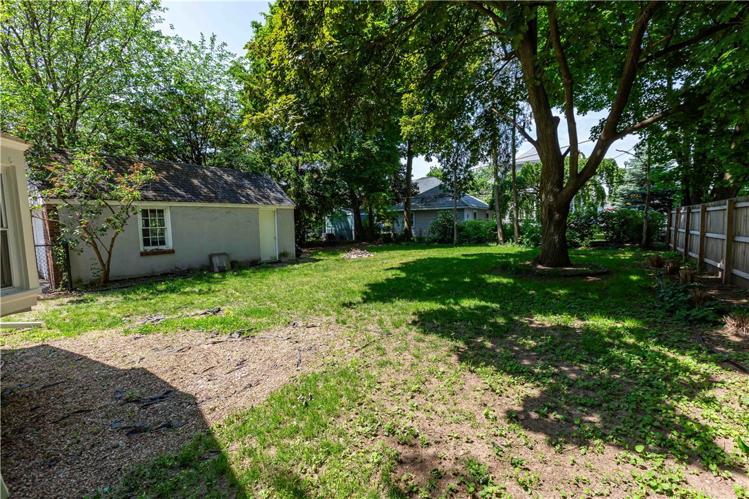 39 Ridgewood Drive Irondequoit, NY 14622 - Photo 5 of 23 Backyard