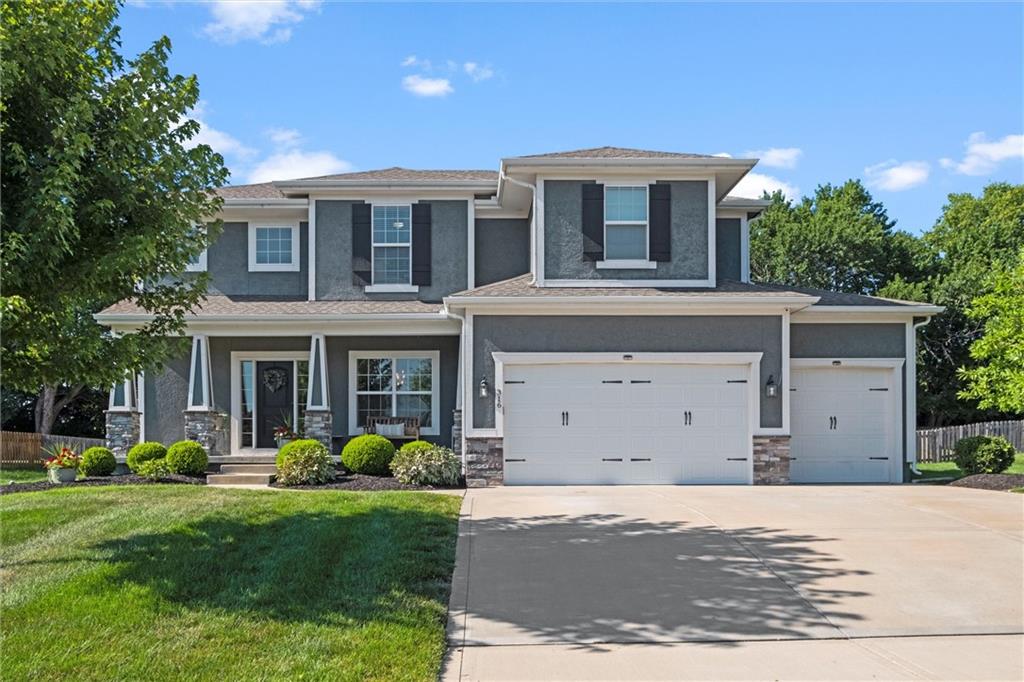 316 Southeast Hackamore Dr  
