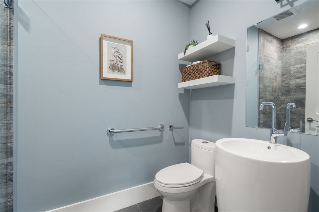 80 Locust Lane Needham, MA 02492 - Photo 14 of 33