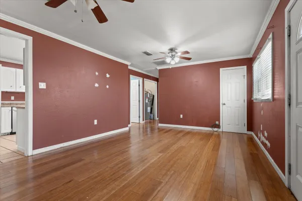 $200,000 | 709 East 4th Street, Denver City, TX 79323