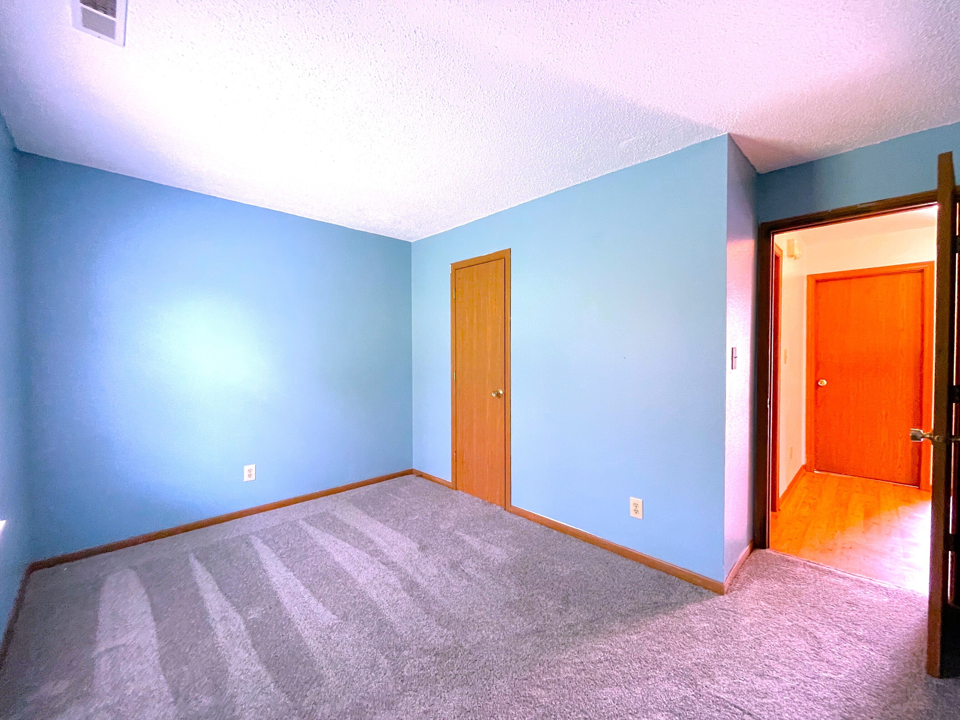 5332 Milhouse Road Indianapolis, IN 46221 - Photo 14 of 19 Gallery Image 14