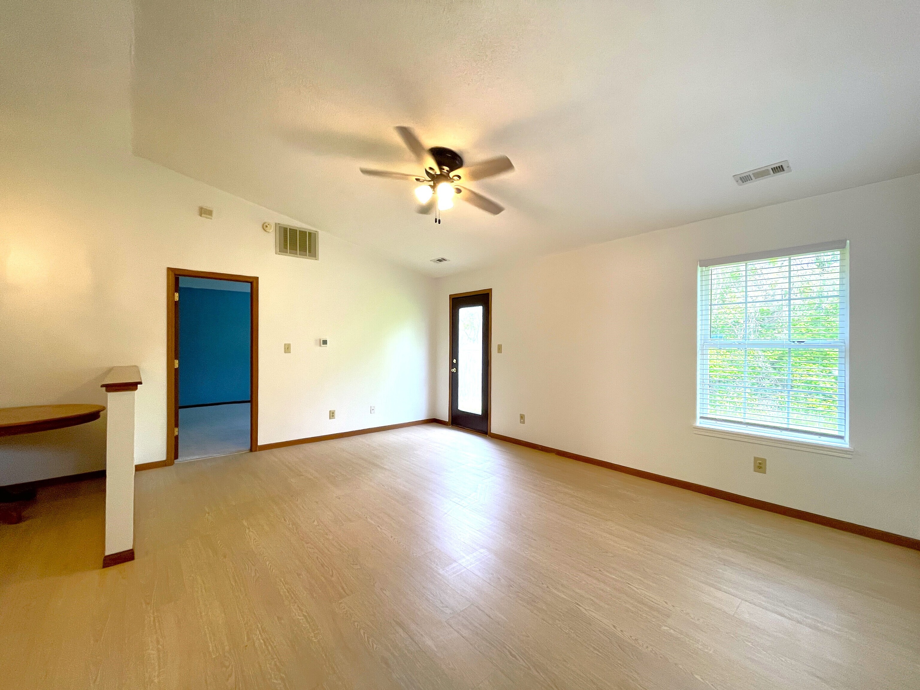 5332 Milhouse Road Indianapolis, IN 46221 - Photo 7 of 19 Gallery Image 7