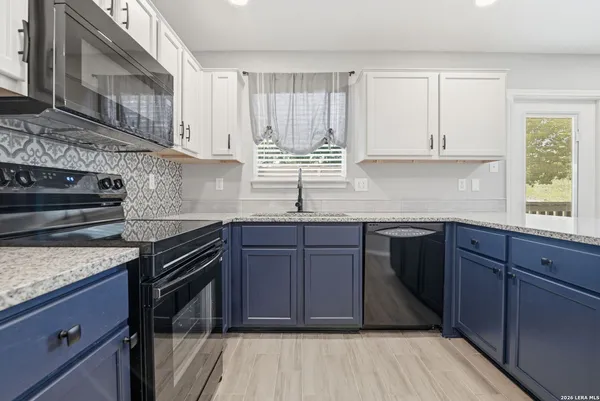 $1,850 | 655 Rattler Bluff, San Antonio, TX 78251