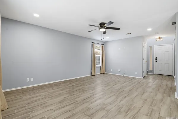 $1,850 | 655 Rattler Bluff, San Antonio, TX 78251