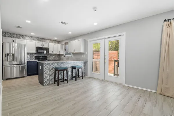 $1,850 | 655 Rattler Bluff, San Antonio, TX 78251