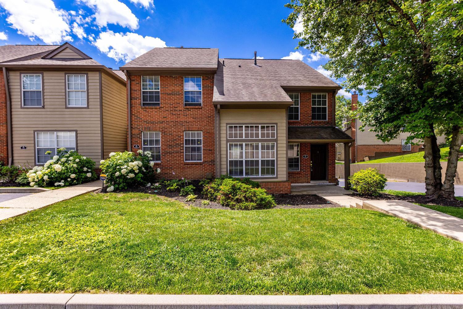 10555 Montgomery Road, Unit 77 Montgomery, OH 45242 - Photo 3 of 54