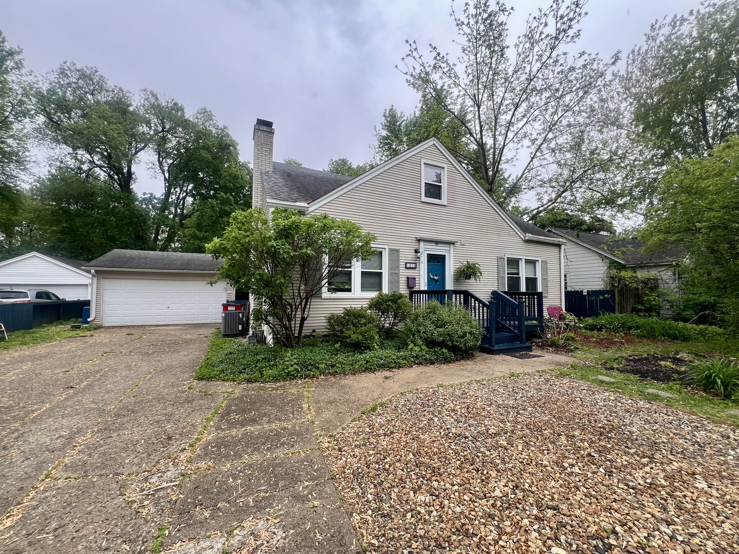 1013 West Springfield Avenue Champaign, IL 61821 - Photo 2 of 51 Gallery Image 2