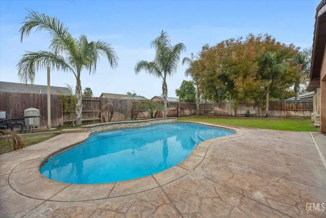 $525,000 | Undisclosed Address, Bakersfield, CA 93311
