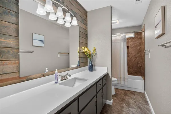 $455,000 | 1506 Robinwood Avenue, Clovis, CA 93611